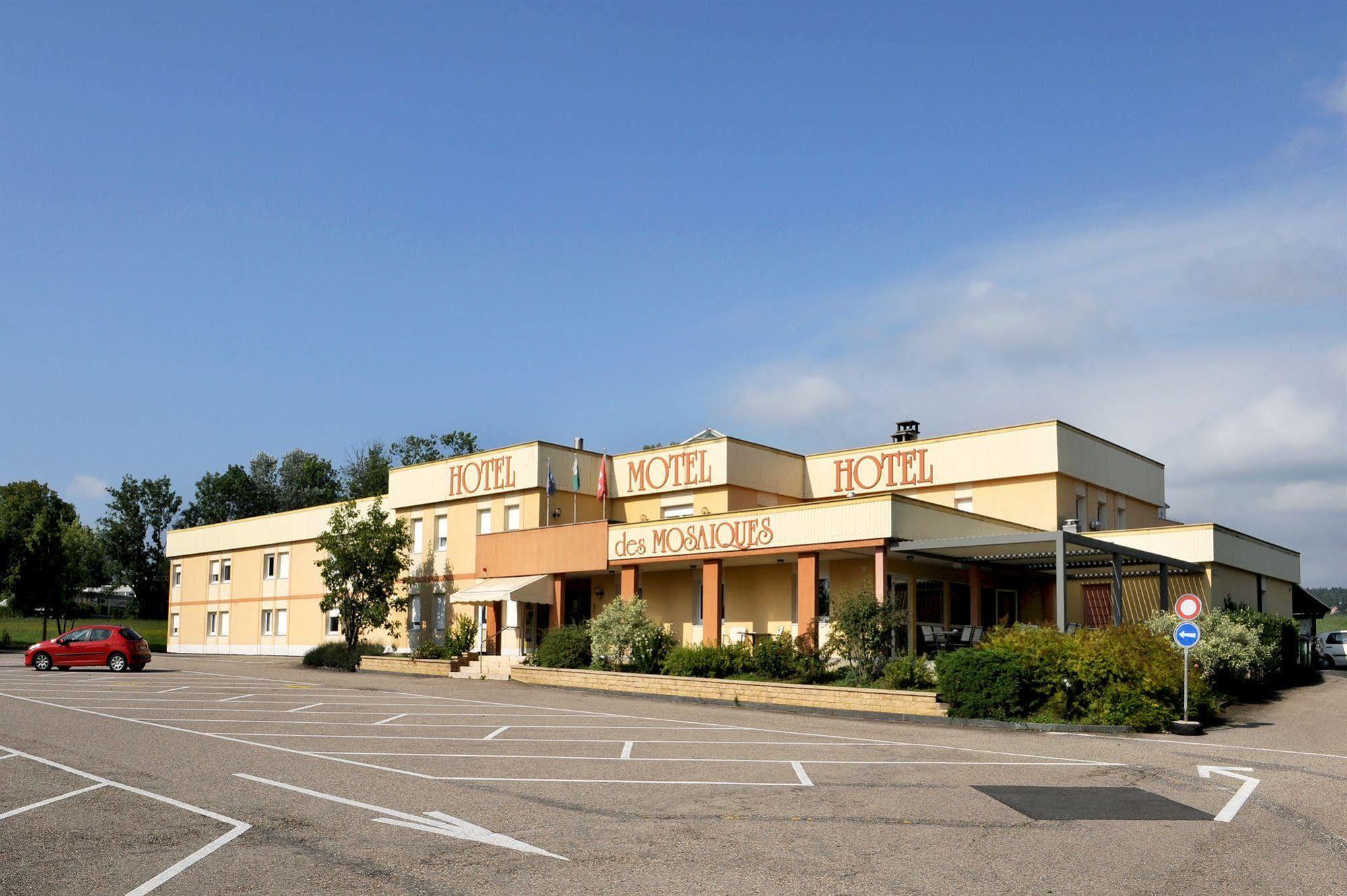 Hotel Des Mosaiques Orbe Esterno foto